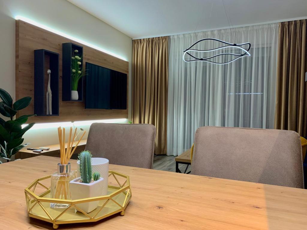 Apartment Linda With Panoramic Sea View Макарська Екстер'єр фото