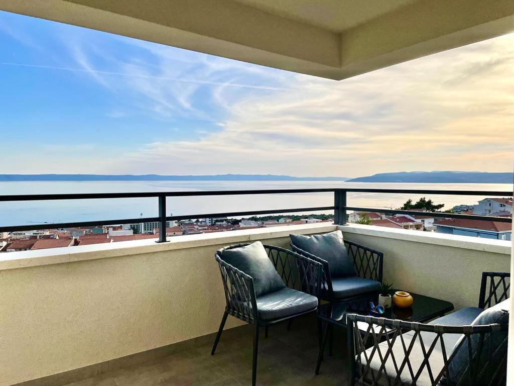 Apartment Linda With Panoramic Sea View Макарська Екстер'єр фото